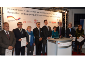 Dualno obrazovanje – školovanje za zaposlenje, umesto za čekanje na birou rada